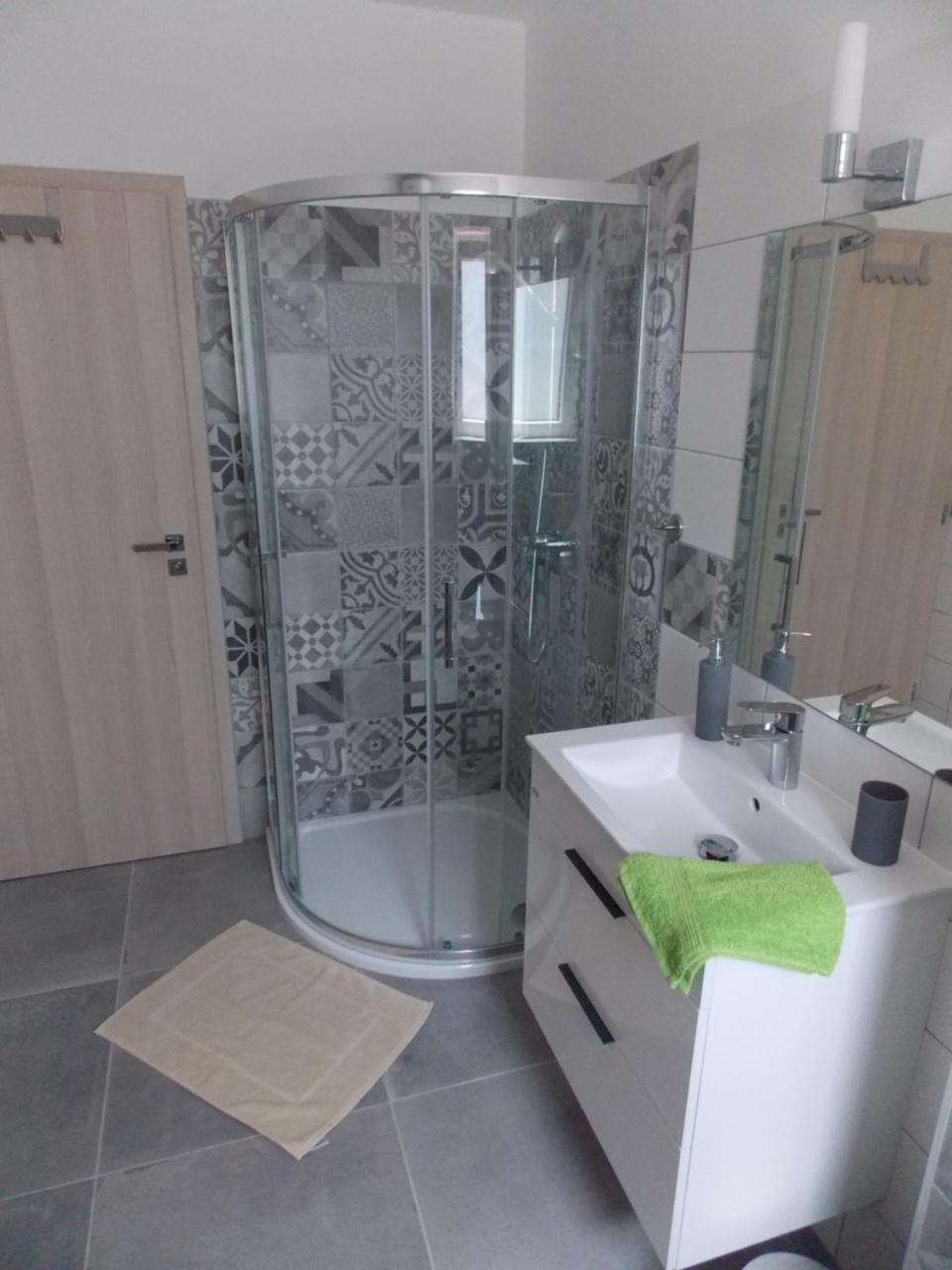 Apartmany Miromar Podivin Exterior photo