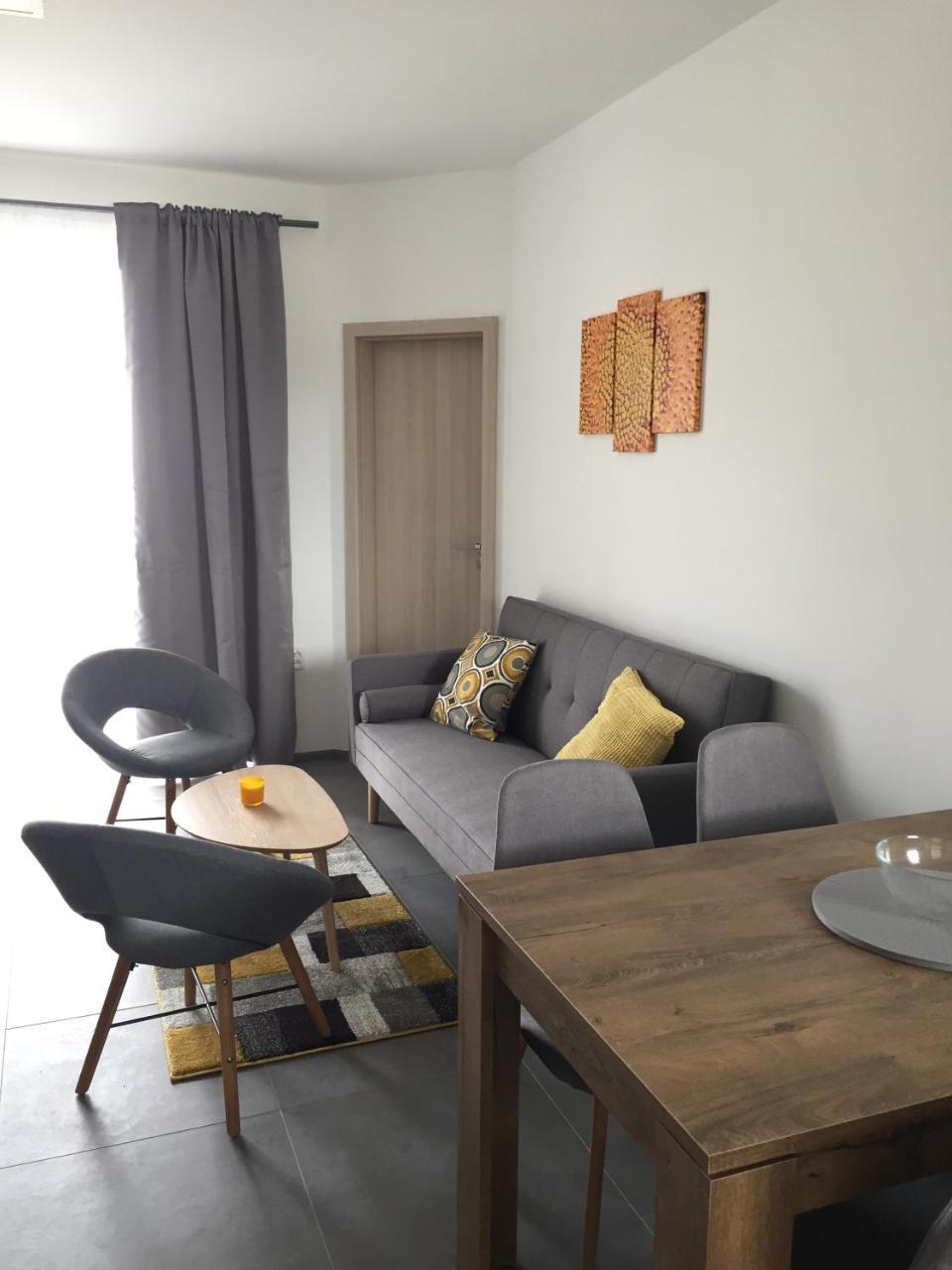 Apartmany Miromar Podivin Exterior photo